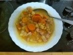 M&ouml;hrensuppe mit <strong>Putenfleischeinlage</strong>