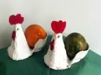 Eierbecher für Ostern aus Eierkarton