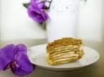 Pfannkuchentorte mit Himbeercreme