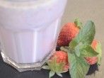 Fruchtiger Erdbeer-<strong>Minz</strong>-Milchshake