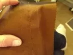 Naht über Knie gerundet auftrennen