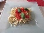 Geschmolzene <strong>Tomaten</strong> auf Trofie (ligurische Nudeln)