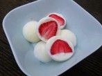 Geeiste Erdbeeren in Joghurt
