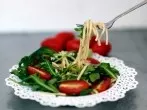 Spaghetti mit Tomaten und Rucola