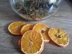Orangenscheiben f&uuml;r Dekorationszwecke trocknen