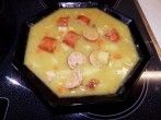S&auml;mige <strong>Erbsensuppe</strong> nach alter Tradition