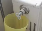 Luft im Heizkörper - entlüften!