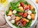 Knoblauch-Brotsalat mit Tomaten (Panzanella)