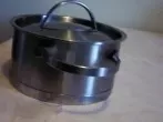 Kerzenwachs aus der Tischdecke entfernen ohne Bügeleisen