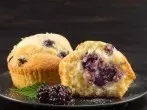 Sommerliche Brombeer-Muffins auch in den Herbst- und Wintermonaten