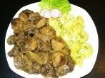 <strong>Hackb&auml;llchen</strong> mit frischen Champignons zu Petersilienkartoffeln