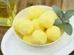 Selbst gemachte Kartoffelklöße