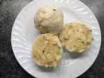Semmelknödel gelingsicher zubereiten