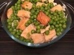 <strong>Lachs</strong> und Erbsen in Zitronenbutter