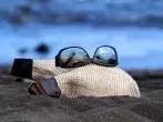 Wertsachen am Strand schützen - so geht's