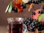 Herbstlicher Likör mit Holunderbeeren, Schlehen & Zimt
