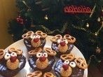 S&uuml;&szlig;e <strong>Rentiermuffins</strong> mit Frischk&auml;se-Erdnussf&uuml;llung