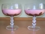 Mousse au Chocolat mit fruchtigem Sektschaum