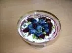 Griechischer Joghurt mit frischem Heidelbeermus