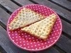 Waffel-Toast mit Käse