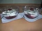Pflaumen-Joghurt-Becher