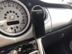 Handyhalterung fürs Auto mit einfachem Klettverschluss