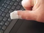 Schneller Pflasterverband für Fingerkuppen