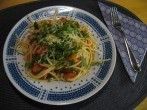 <strong>Spaghetti</strong>-Pfanne mit Schinken, Gem&uuml;se und Kr&auml;utern