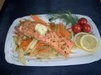 Lachs auf Fenchel-Möhren-Gemüse