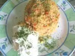 Gemüsepfanne mit Bulgur-Hanfsamen-Apfel-Mischung