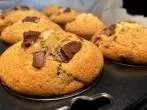 Eierlikör-Muffins mit Schokostückchen