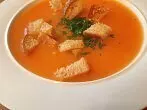 Karotten-Kartoffelsuppe mit Croûtons