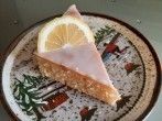 <strong>Zitronenkuchen</strong> mit Dinkelvollkornmehl und Zitronenguss