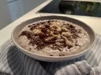 Kalorienarme Bananen-Milchreis-Variante ohne Zucker