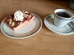 Zwetschgenstreuselkuchen mit Dinkelhefeteig