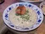 Blumenkohlsuppe mit gebackenem Blumenkohl