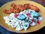 Bunter Nudelsalat selbst gemacht
