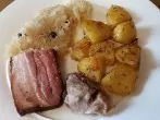 Sauerkraut mit Schweinebauch