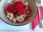 Sahne-Milchreis mit Pflaumenkompott