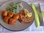 Schweineschnitzel mit <strong>Kartoffelb&auml;llchen</strong> und Zuckerschoten