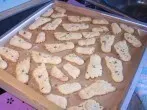 Käsefüße aus Mürbeteig