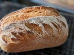 Dinkel-Weizen-<strong>Roggenbrot</strong> aus der Hei&szlig;luftfritteuse