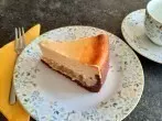 Käse-Apfelmuskuchen mit Schoko-Keksboden