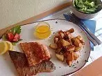 Lachsforellen-Filet auf der Haut gebraten