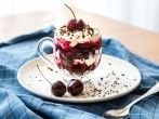 Schwarzw&auml;lder-<strong>Kirsch</strong>-Dessert im Glas
