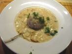 Steinpilzrahmso&szlig;e mit Semmelkn&ouml;del