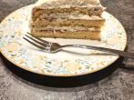 Nuss-Sahne-<strong>Torte</strong> mit Himbeermus und <strong>Giottos</strong>