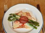 Spargel-Toast &uuml;berbacken mit Schinken, K&auml;se & <strong>Salami</strong>