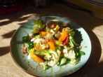 <strong>Sommersalat</strong> mit Feta & Aprikose