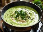Erbsensuppe mit Rahm